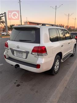 تويوتا لاندكروزر